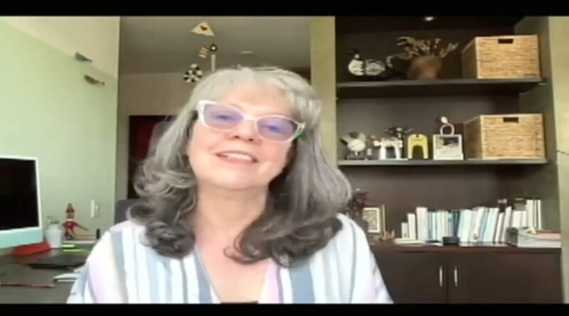 La caricaturista Elena Ospina recibirá “La Catrina 2025”